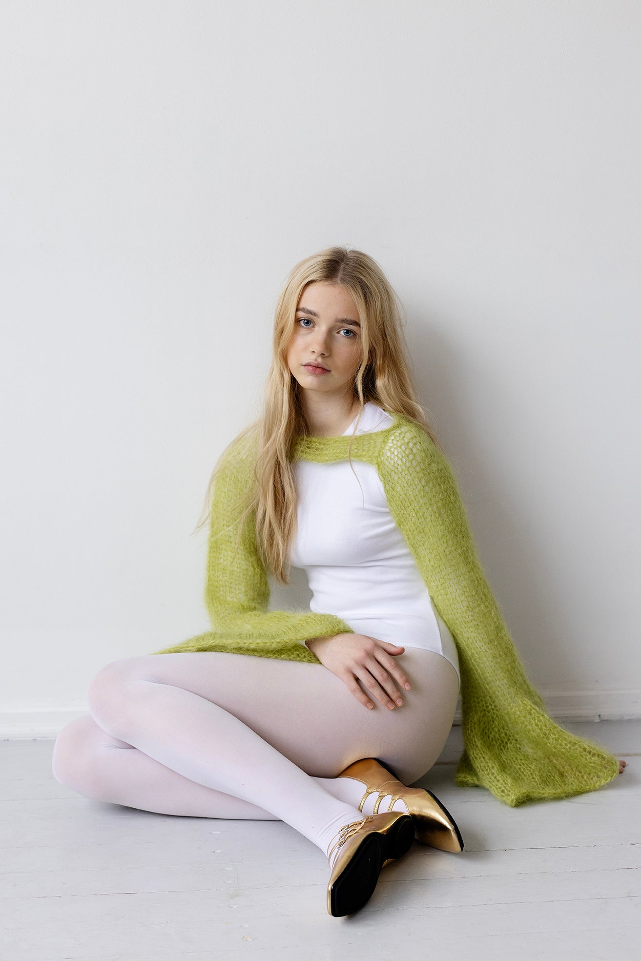 Floating Sleeves / Lime Green