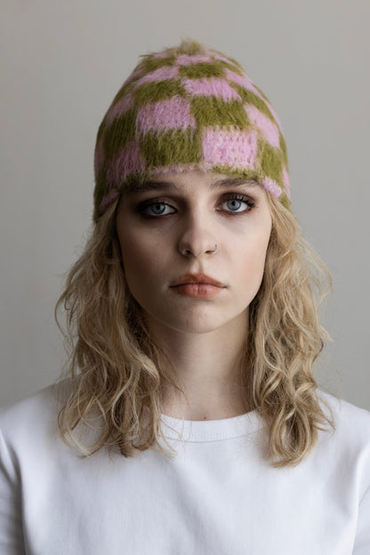 Checkered Beanie – Pink/Green