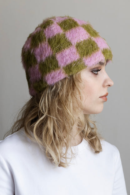 Checkered Beanie – Pink/Green